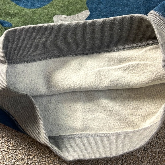 Eddie Bauer Hooded Sweater - Picture 3 of 5